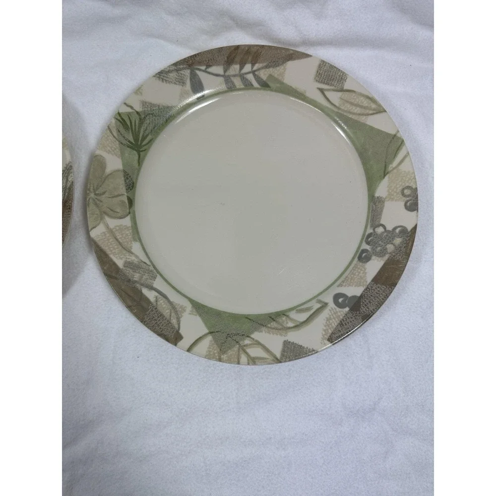 Corelle Impressions Textured Leaves Dinner Plate 10.25